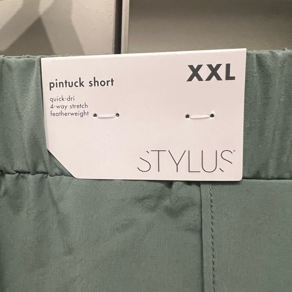 NWT Women’s Stylus Green Shorts XXL - Picture 7 of 11